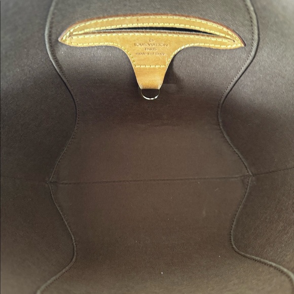 Authentic Louis Vuitton Ellipse MM Monogram Bag - Picture 3 of 14